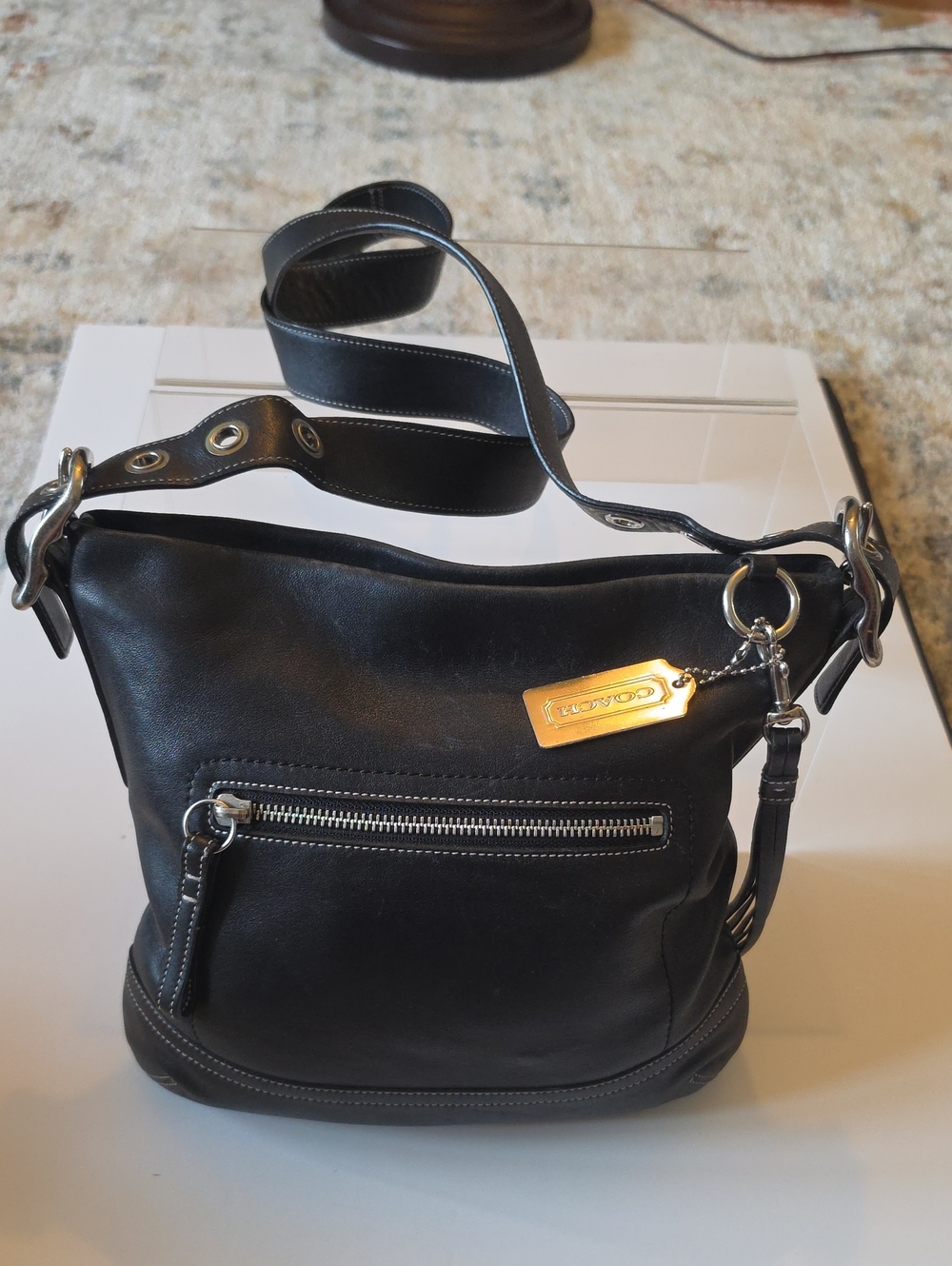 Coach Vintage 2005 Soho Slim Duffel Black Leather Crossbody Bag. A05S-1415